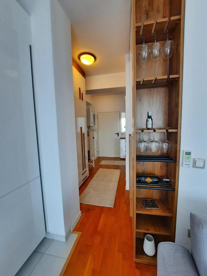 Luxury Sky View Apartment Priștina Exterior foto
